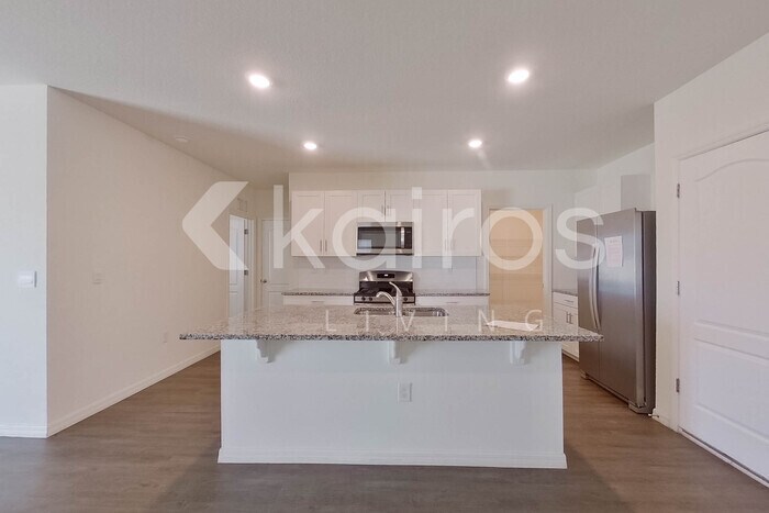 Building Photo - 32016 Katelin Cir