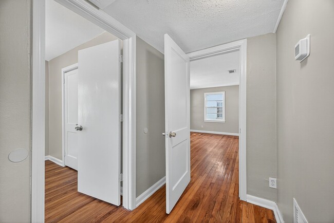 Building Photo - MOVE IN SPECIAL: HALF OFF first full month of rent!!!