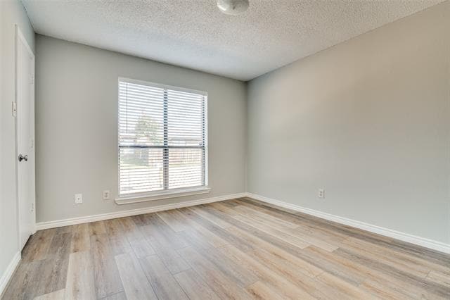 Building Photo - 2400 Guerrero Dr