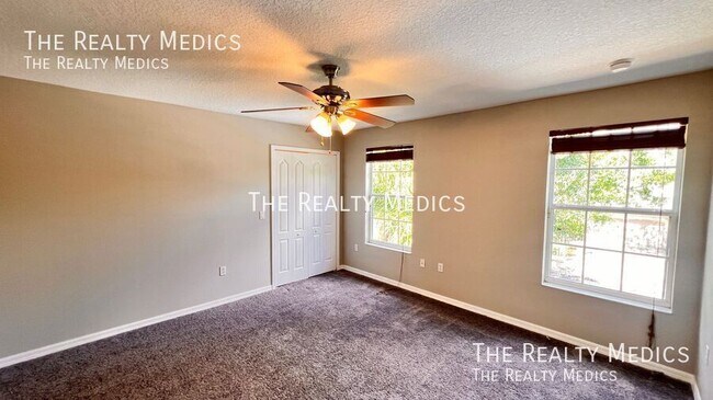 Building Photo - 12811 Moss Park Ridge Dr