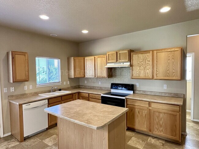 Building Photo - 8361 Winding Passage Dr