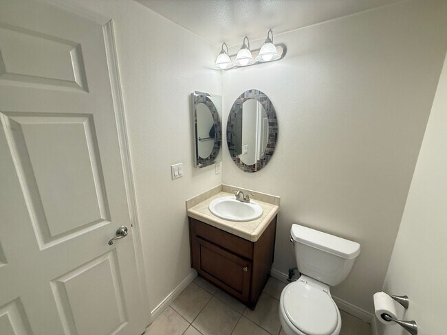 Building Photo - 4609 Kester Ave