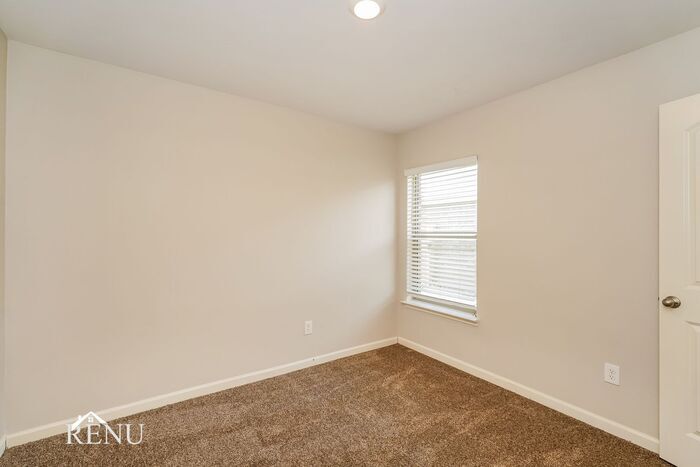 Building Photo - 158 Drifter Dr