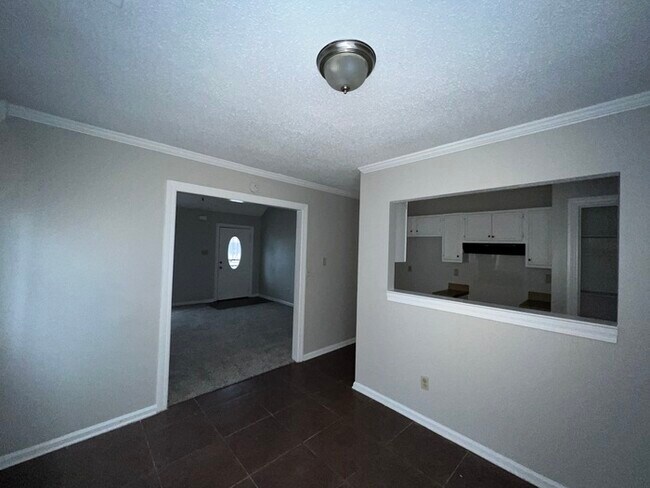 Building Photo - 2607 Parkview Memphis, TN 38128