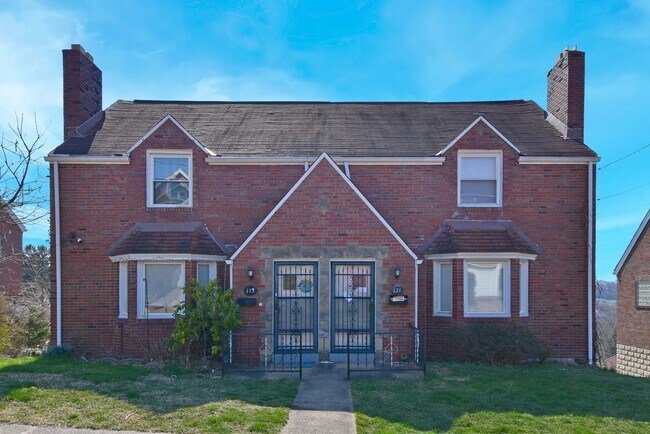 Building Photo - 121 Owendale Ave