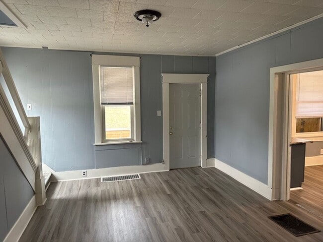 Building Photo - Coming soon- 4 bedroom house with double lot in Mansfield