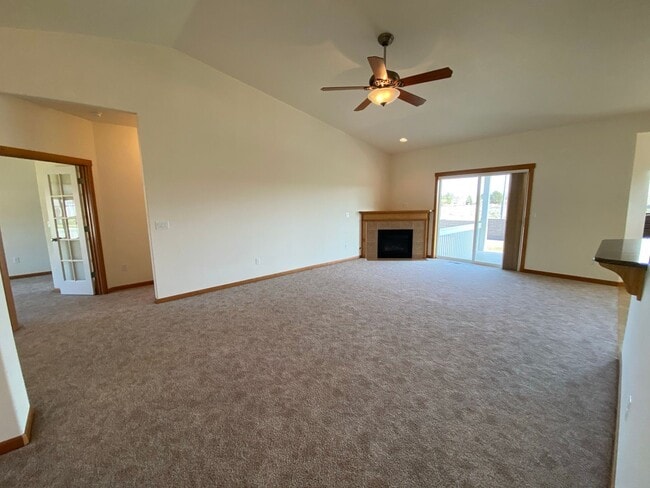 Building Photo - 3511 Hovley Ln