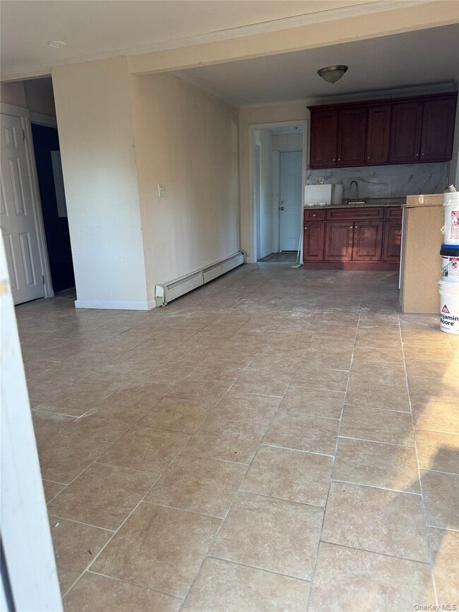 Building Photo - 21 Lincoln Dr