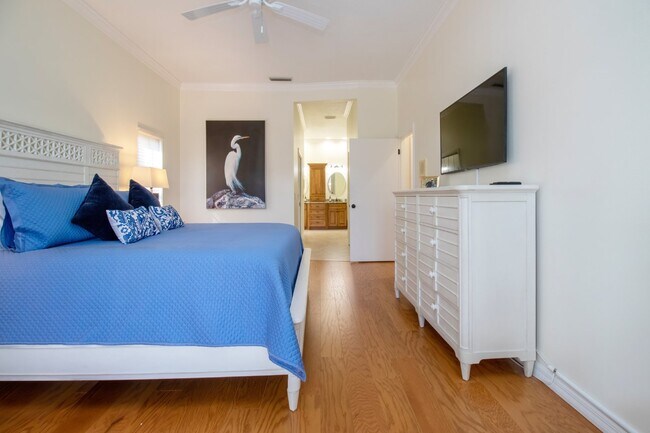 Building Photo - Palm Aire Fully Furnished Rental