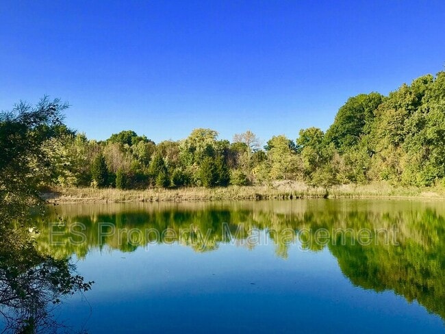 Building Photo - 5412 Pommel Ct