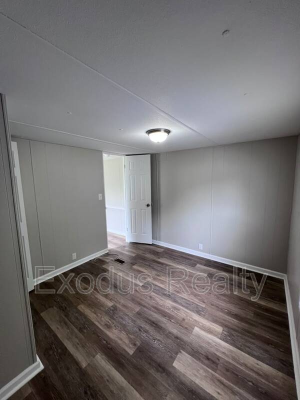 Building Photo - 39 Quiet Country Ln