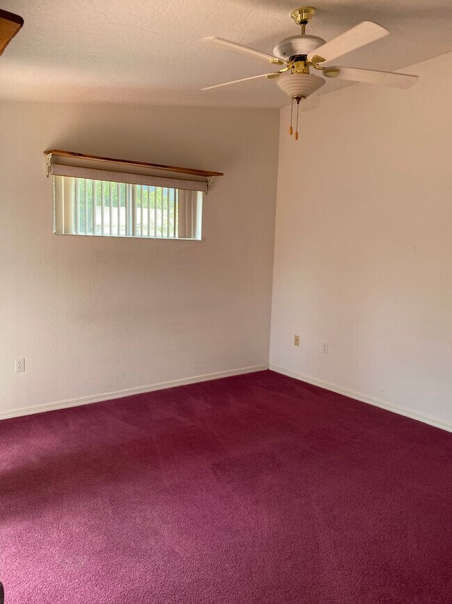 Building Photo - SPACIOUS, FIRST FLOOR CONDO WITH BIG FENCED IN PATIO IN THE LOVELY COMMUNITY OF QUAIL RIDGE!