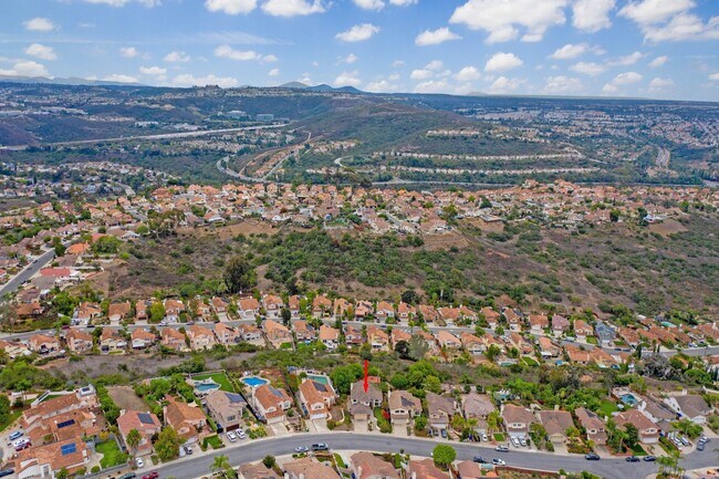 Building Photo - 4 Bed | 3 Bath | 1,979 Sq. Ft. | Stunning ...