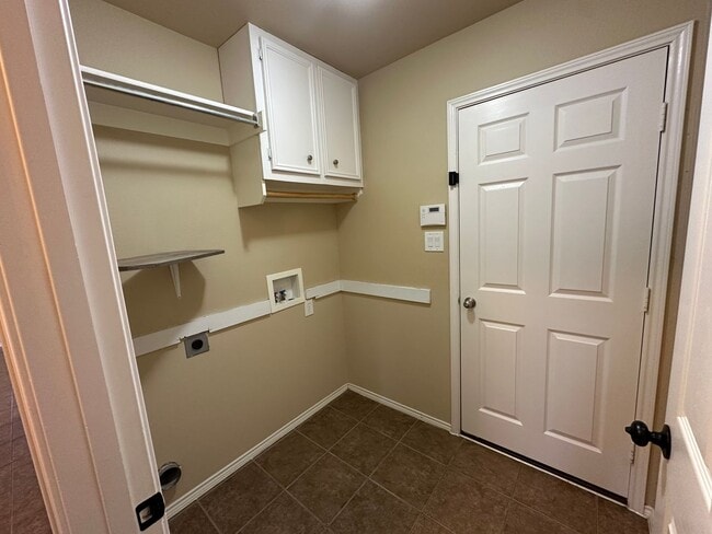 Building Photo - 1813 Balsam Gap