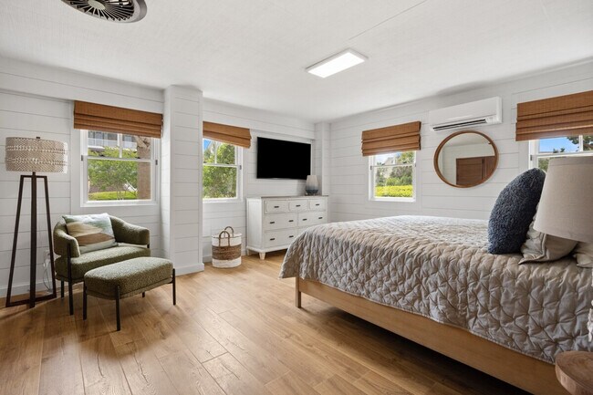 Building Photo - 858 Debordieu Blvd