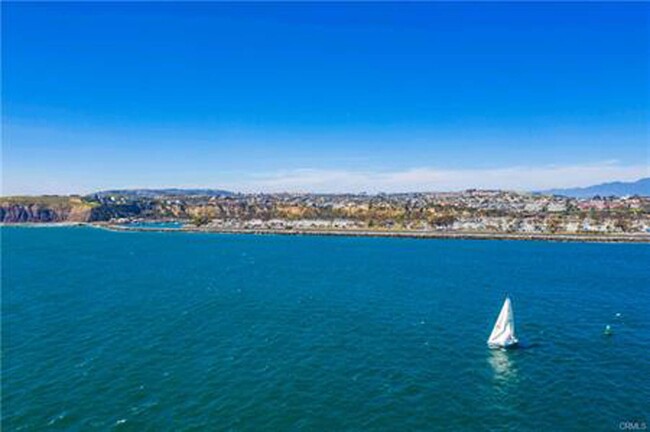 Building Photo - ~ GORGEOUS ~ Fully Furnished Ocean View Vi...