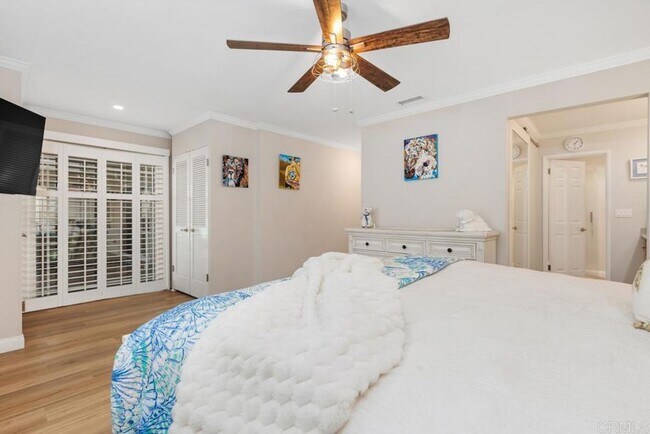 Building Photo - Remodeled 3BR/2BA Condo in the Heart of Ra...
