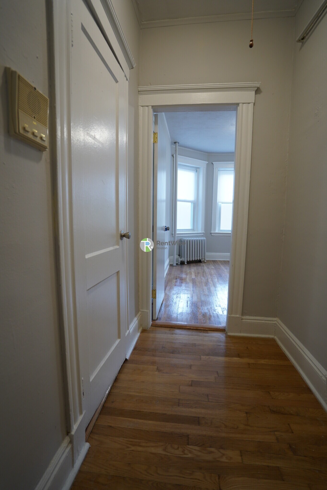 Building Photo - 232 Kelton St