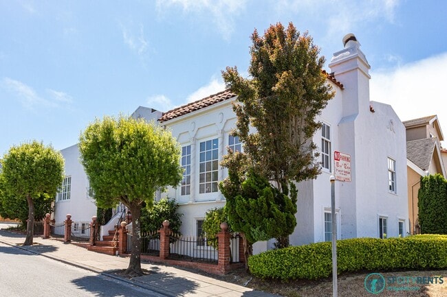 Building Photo - Balboa Terrace: Remodeled Single Family Ho...