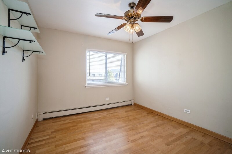 Building Photo - 974 Crabapple Dr