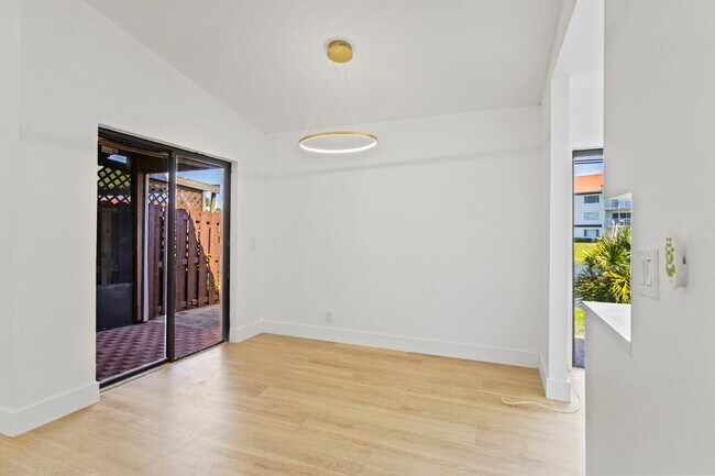 Building Photo - 6225 NW 171st St