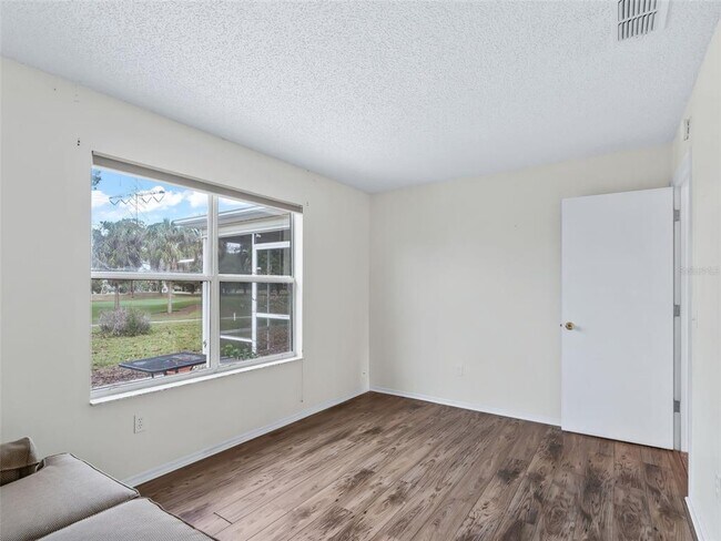Building Photo - 722 Camino Del Rey Dr