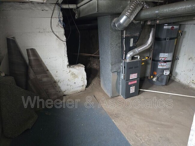 Building Photo - 2988 Adams Ave