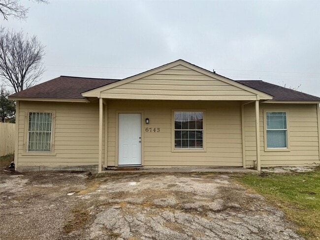 Building Photo - 6743 Crestmont St