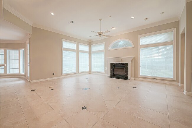 Building Photo - 66 Blooming Grove Ln