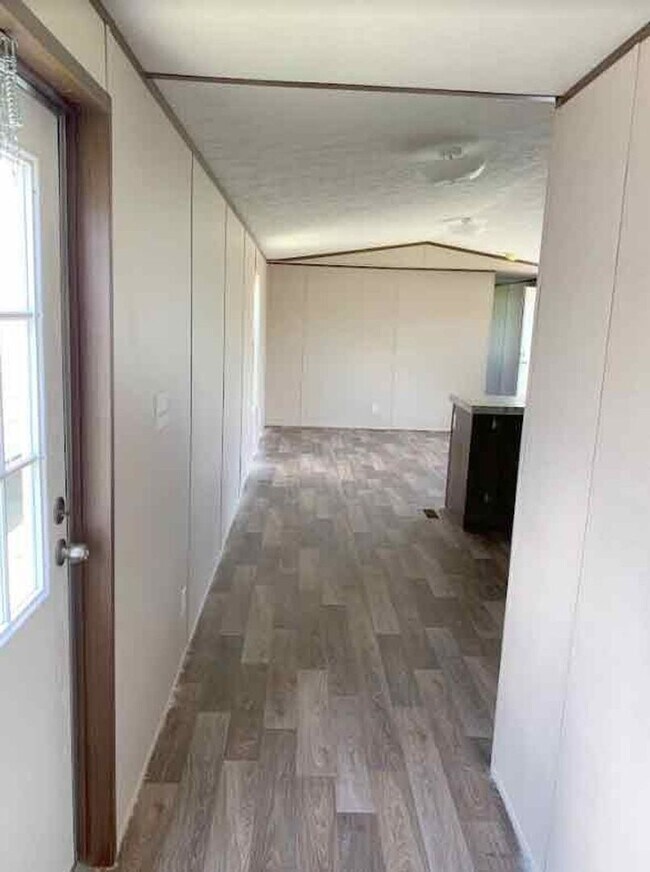 Building Photo - Charming 3BR House in Delco