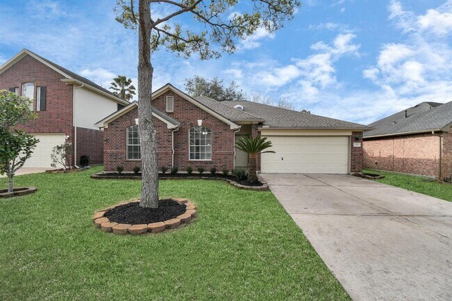 Building Photo - 4962 Sentry Woods Ln