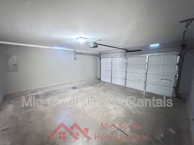 Building Photo - 434 N Ericson Rd