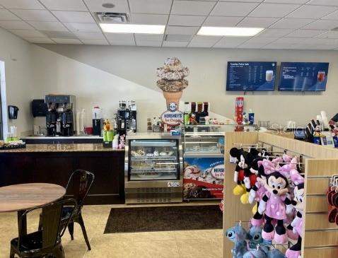 Building Photo - 8894 Candy Palm Rd