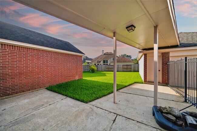 Building Photo - 6415 Coley Park