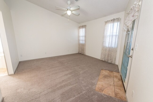 Building Photo - Beautifully Updated 2BR/2BA Home – Near Fort Huachuca