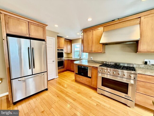 Building Photo - 6605 Keene Dr