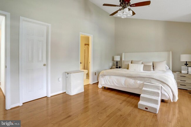 Building Photo - 8819 Hardesty Dr