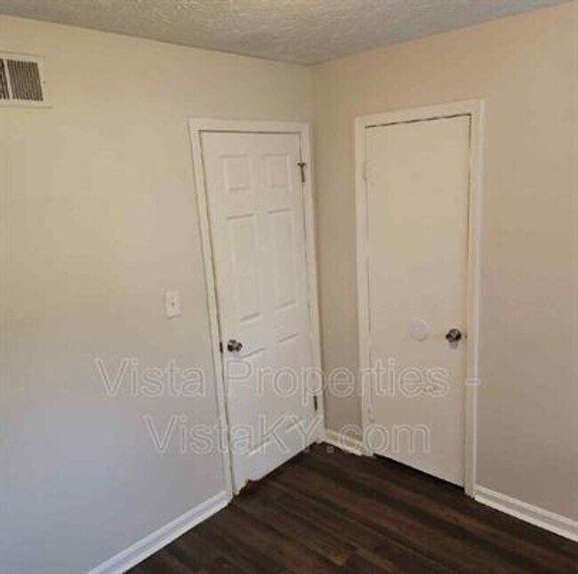 Building Photo - 4816 Andalusia Ln