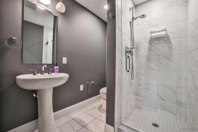 Building Photo - 41 Ojibwa Cir