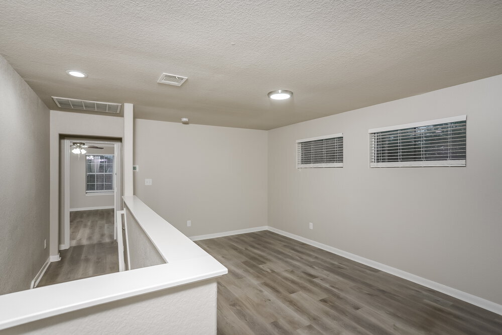 Building Photo - 5727 Sandy Canyon