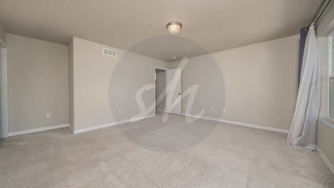 Building Photo - Beautiful Townhome located in the Townes at Woodmen Heights