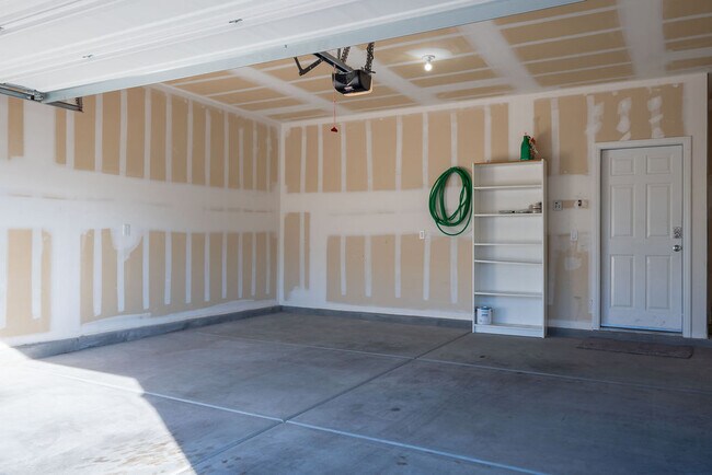 Building Photo - 4302 Eagle Island St