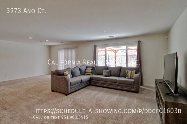 Building Photo - 3973 Ano Ct