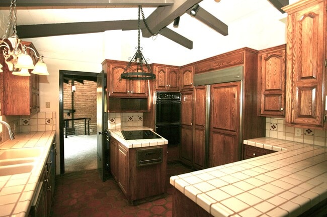 Building Photo - Pala Verde Ranch 4br 3.5ba * On the Lake