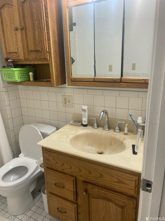 Building Photo - 272 25th Ave