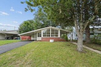 Building Photo - 5038 Betsy Dr