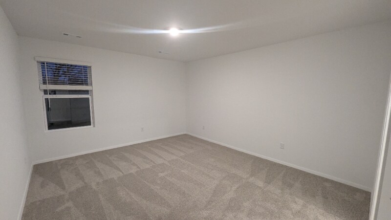 Building Photo - 1405 E Latium St