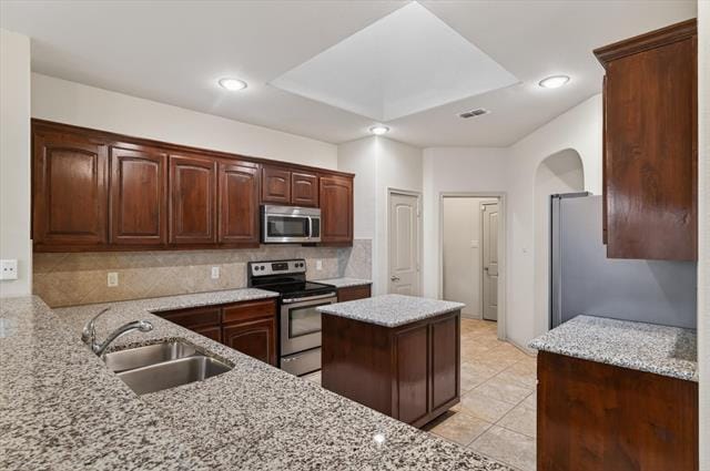 Building Photo - 13048 Palancar Dr