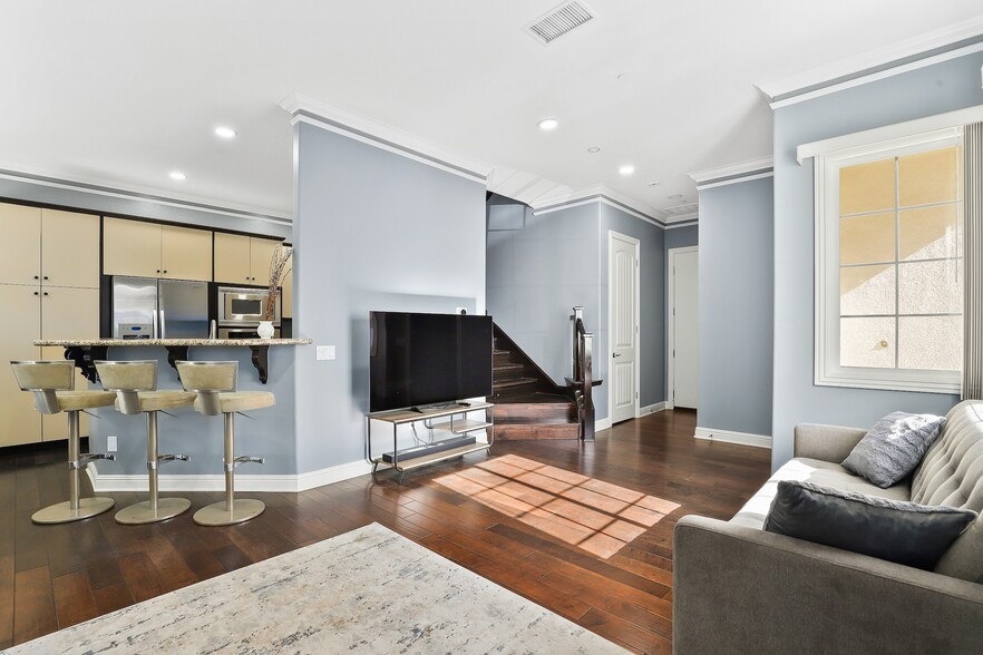 Building Photo - 11507 Verona Dr