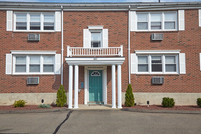 Building Photo - 267-267 Ellsworth St